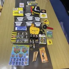 阪神タイガース　フィギア他記念グッズ