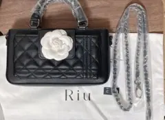 新品未使用】riu Rose phone bag バッグ - メルカリ