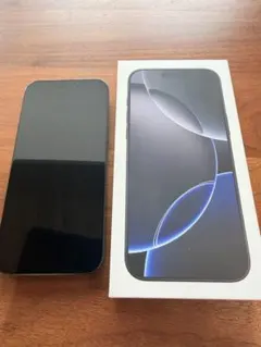 iPhone16proMax 256GB 電池97%画面カメラ傷無し