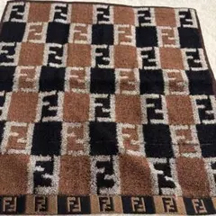 FENDI フェンディ ズッカ柄 ハンカチ ダブルFロゴ ストライプ 綿100