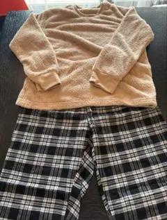 ユニクロ　フリース　パジャマセット 150cm