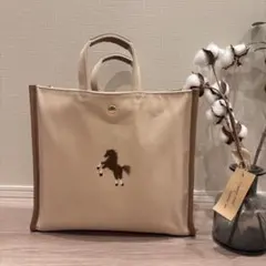 新品未開封】セブンテン馬刺繍トートバッグ ホワイト×ブラウン - メルカリ