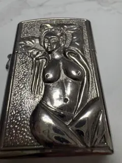 N*o様 女性彫刻ガスライター