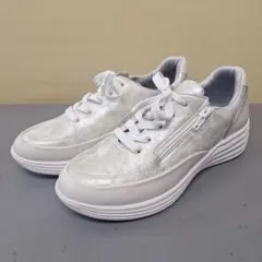 未使用　Golf Traveler ゴルフトラベラー　スニーカー　24cm