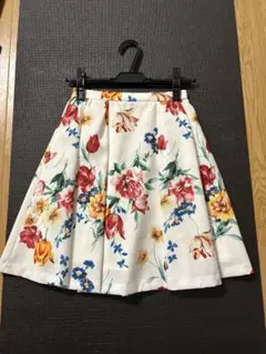 MERCURYDUO 花柄フレアスカート Sサイズ タグ付き