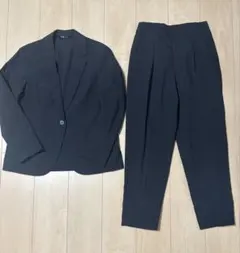 UNIQLO×セオリー 感動ジャケット 感動タックイージーパンツ セットアップMのサムネイル