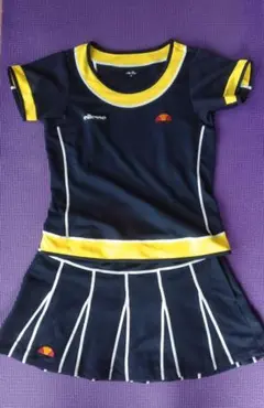 ellesse 　トップス２枚　スコートのセットアップ