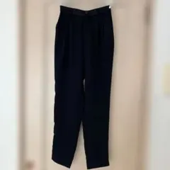 黒 ゴム入りウエスト パンツ