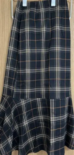 値下げINGNI イング　ロングマーメイドスカート　チェック　薄手