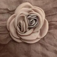 ピンクの布製花コサージュ 約7cm