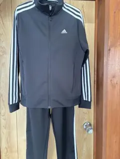 adidas ジャージ上下セット S