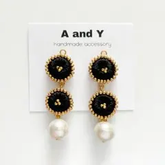 ビーズ刺繍ピアス/ビーズ刺繍イヤリング