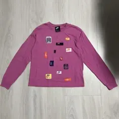 NIKE タグデザイン　長袖カットソー　Tシャツ　ピンク　ナイキ