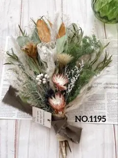 ドライフラワースワッグ❁⃘針葉樹とグレビリア❁⃘クリスマス❁⃘感謝スワッグ【34㎝】