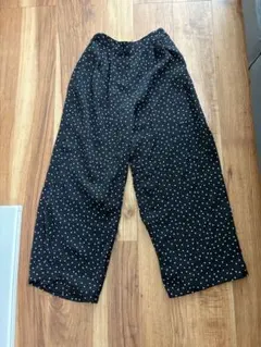 GU 黒白ドット柄 ワイドパンツ