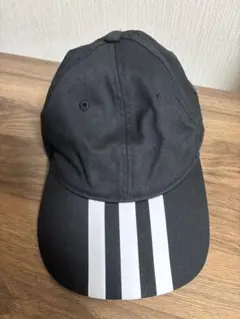 adidas ストライプキャップ 黒
