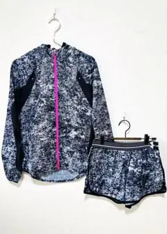 アンダーアーマー　ランニングウェア　ショートパンツ　上下セット M 美品