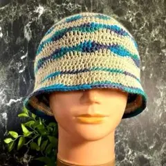 ベージュ　ブルー　ウェーブ柄　クラッシャーハット　クロシェハット　バケハ　y2k