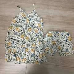 姉弟お揃いコーデ　花柄ワンピース　ショートパンツセット
