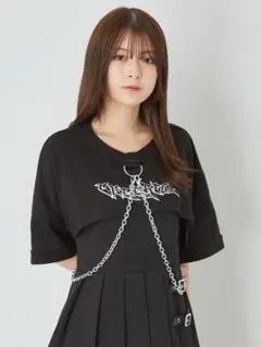 Jamieエーエヌケー チェーンクロップドゆるTeのサムネイル