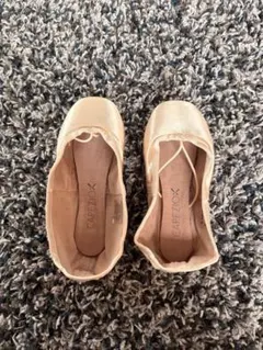トゥシューズ☆カペジオ　カイリー☆5W 楽天市場】1140w カイリー Kylee トゥシューズ カペジオ CAPEZIO