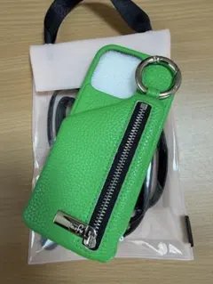 しぃちゃん 鈴木亜美さん ストラップとマルチケース2点セット 極美品】iPhone13proケース しぃちゃん 鈴木亜美さん - メルカリ
