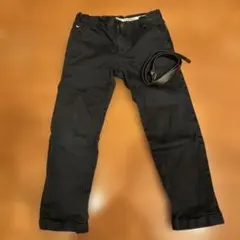 ARMANI JUNIOR 黒のロングパンツとベルトセット
