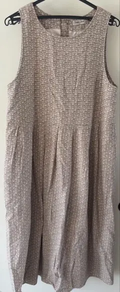 ノースリーブワンピース