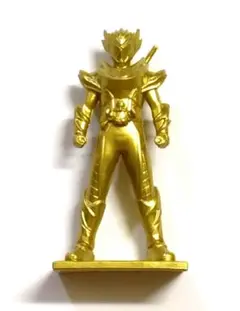 仮面ライダーゼッツ　フィギュア付きチョコスナック　仮面ライダーヴァレン　金