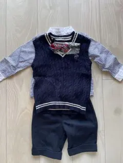ネイビー セレモニースーツ チェック柄シャツ ニットベスト 蝶ネクタイ