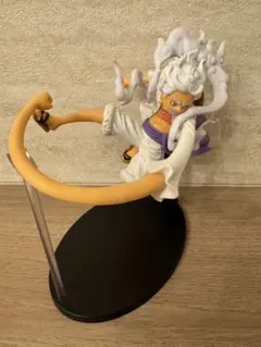 モンキー・D・ルフィー　gear fifth フィギュア　ワンピース　ニカ