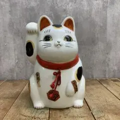 赤絵七福神中猫　瀬戸焼き　24センチ　招き猫 赤絵七福神中猫 瀬戸焼き 24センチ 招き猫 - メルカリ