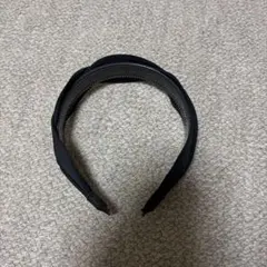 ブラック ツイストデザイン ヘアバンド