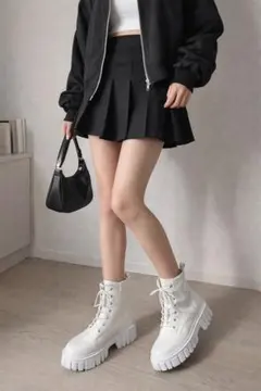 SHEIN 厚底レースアップブーツ 白 24美脚 盛れる　美品