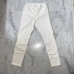 GU ホワイト スキニーパンツ