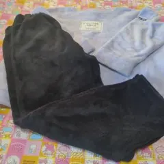 フリースパジャマセット 140cm グレーと黒　ピンクラテ