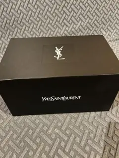 Yves Saint Laurent イヴサンローラン ギフト箱