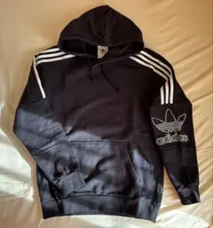 adidas 黒 フード付きパーカー　M