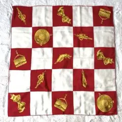 希少　CHANEL シャネル　スカーフ　ヴィンテージ　チャーム柄　シルク