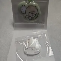 ちいかわベビー　アクスタ　キーホルダー　くりまんじゅう