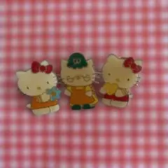 希少！ハローキティ ピンバッジ 3体セット
