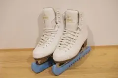 フィギュアスケート靴