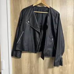 ブラック ライダースジャケット ショート丈