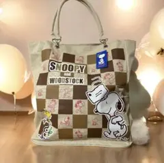 スヌーピー 大容量　キャンバス　トートバッグ　新品タグ付き