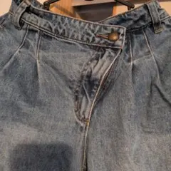 Item thumbnail for item eb84060d-396c-438c-beee-90f29af7f44b