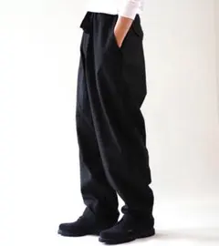 COMOLI 24SS コットンダックステーパードパンツ サイズ1