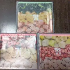 セブン-イレブン　Happyくじ　G賞スムージーフラットポーチ