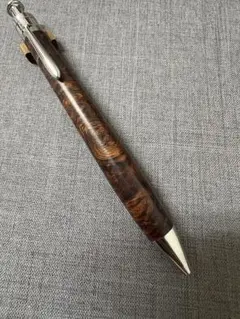 木軸ペン　ラッカー仕上げ　楽器　スポルテッド　栃　縮杢 木軸ペン ラッカー仕上げ 楽器 スポルテッド 栃 縮杢 - メルカリ