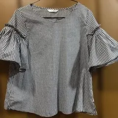 白黒 ギンガムチェック ブラウス 袖フリル
