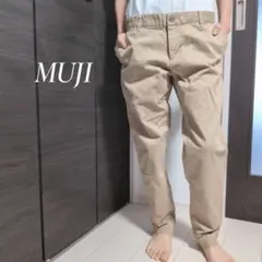 【新品未使用】無印良品 チノパンのサムネイル